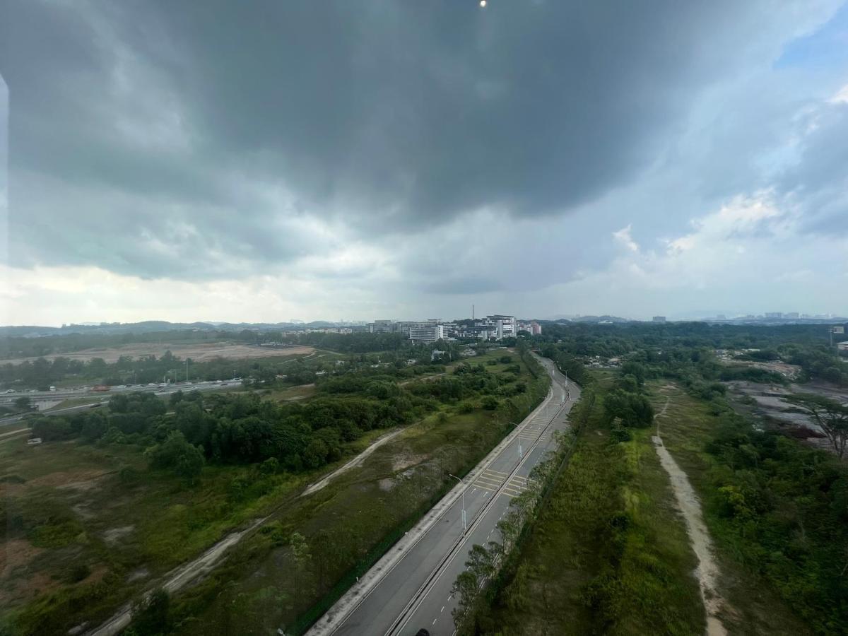 Mucihome Clio 3R2B, Putrajaya Condo Near To Ioi City Mall, Alamanda, Hospital Serdang, Wetland Studio Kru Dll- Non Smoking Home For Malaysian Only 외부 사진